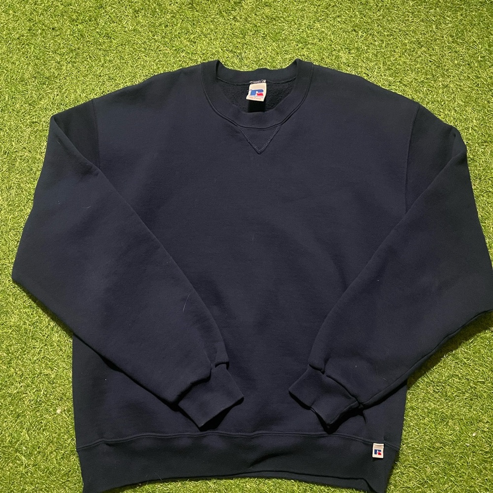 Vintage 90s Russell essential navy sweatshirt